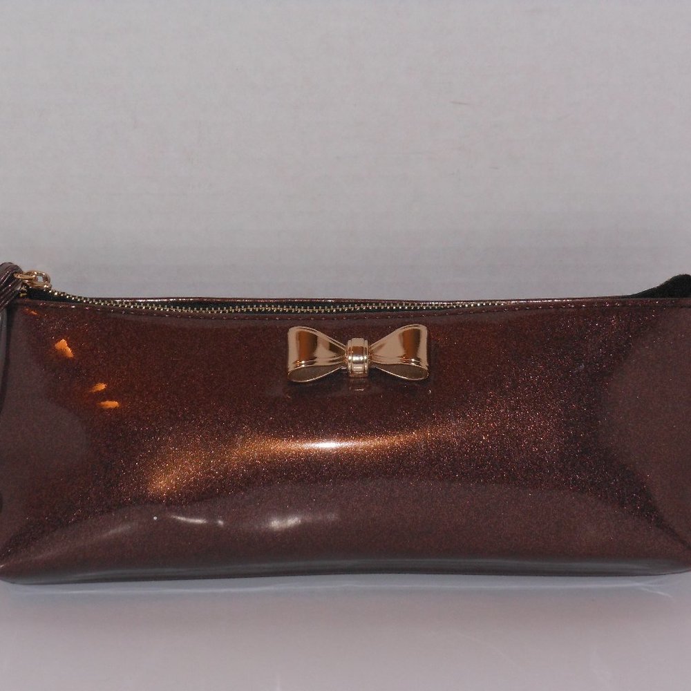 NUCOLLECTIONS CLUTCH WRISTLET BRONZE POWER CHARGER